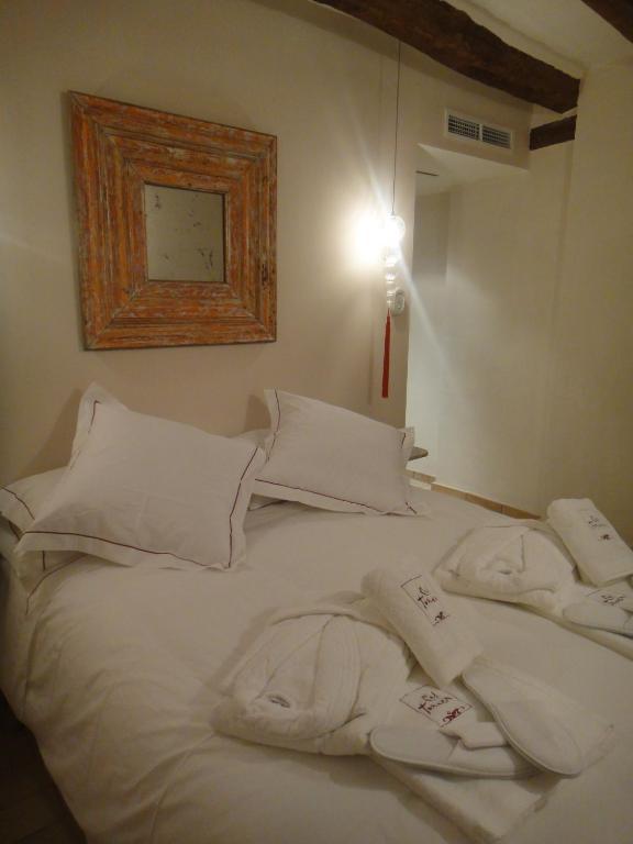 Hotel Rural Cal Torner Adults Only Guiamets Chambre photo